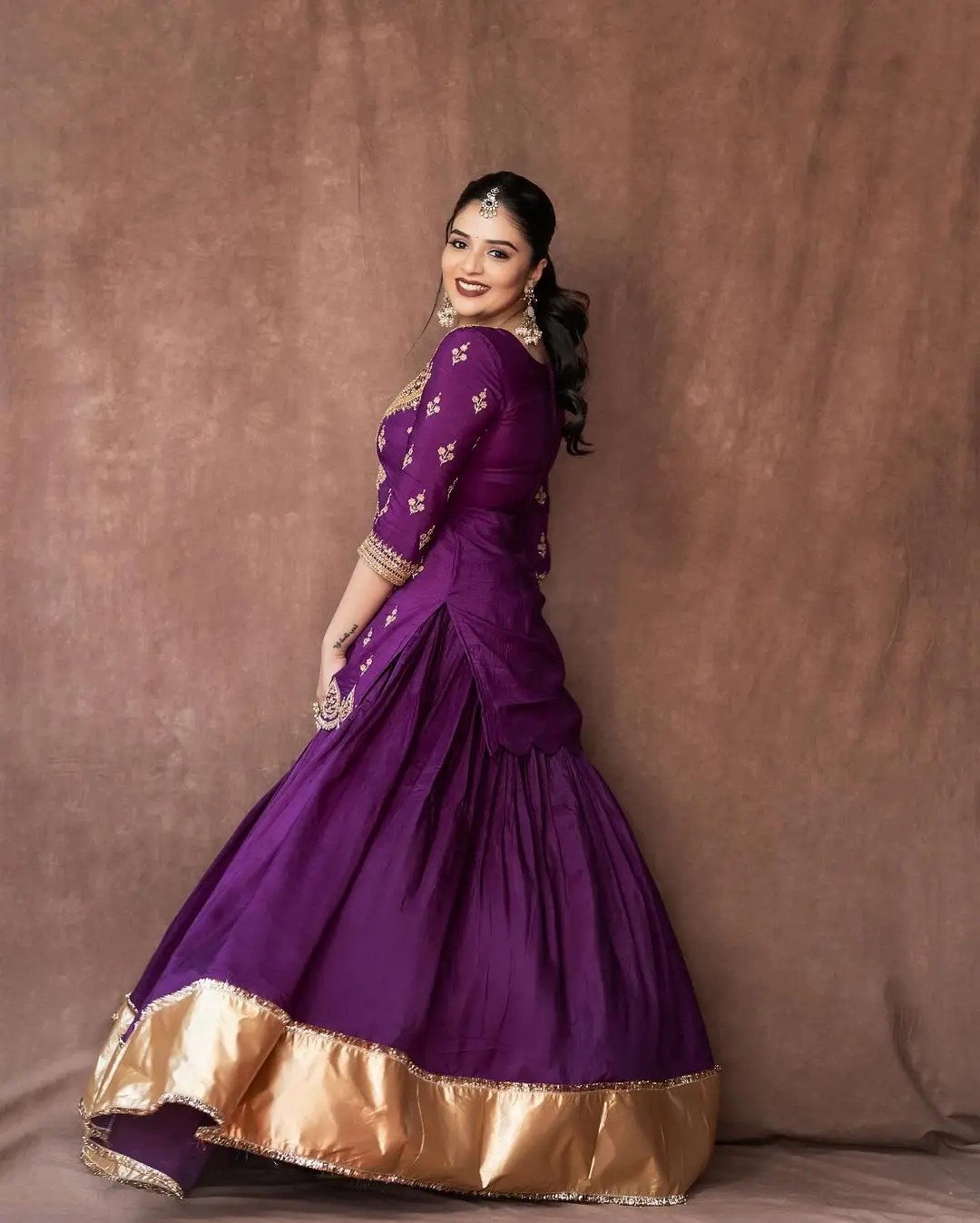 ZEETV Actress Sreemukhi in Violet Gown